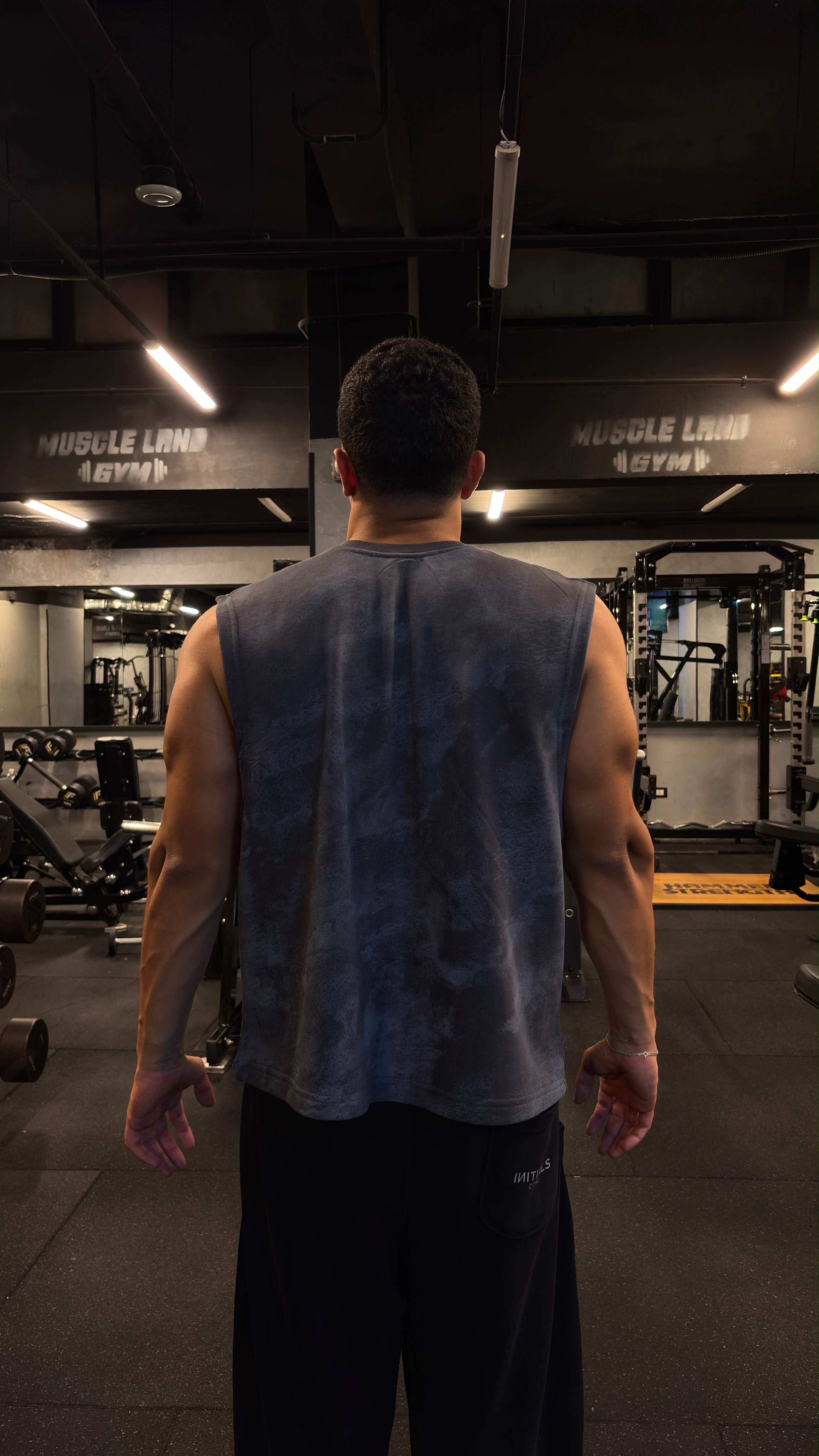 Vengeance Cut-Off — Grey Wash