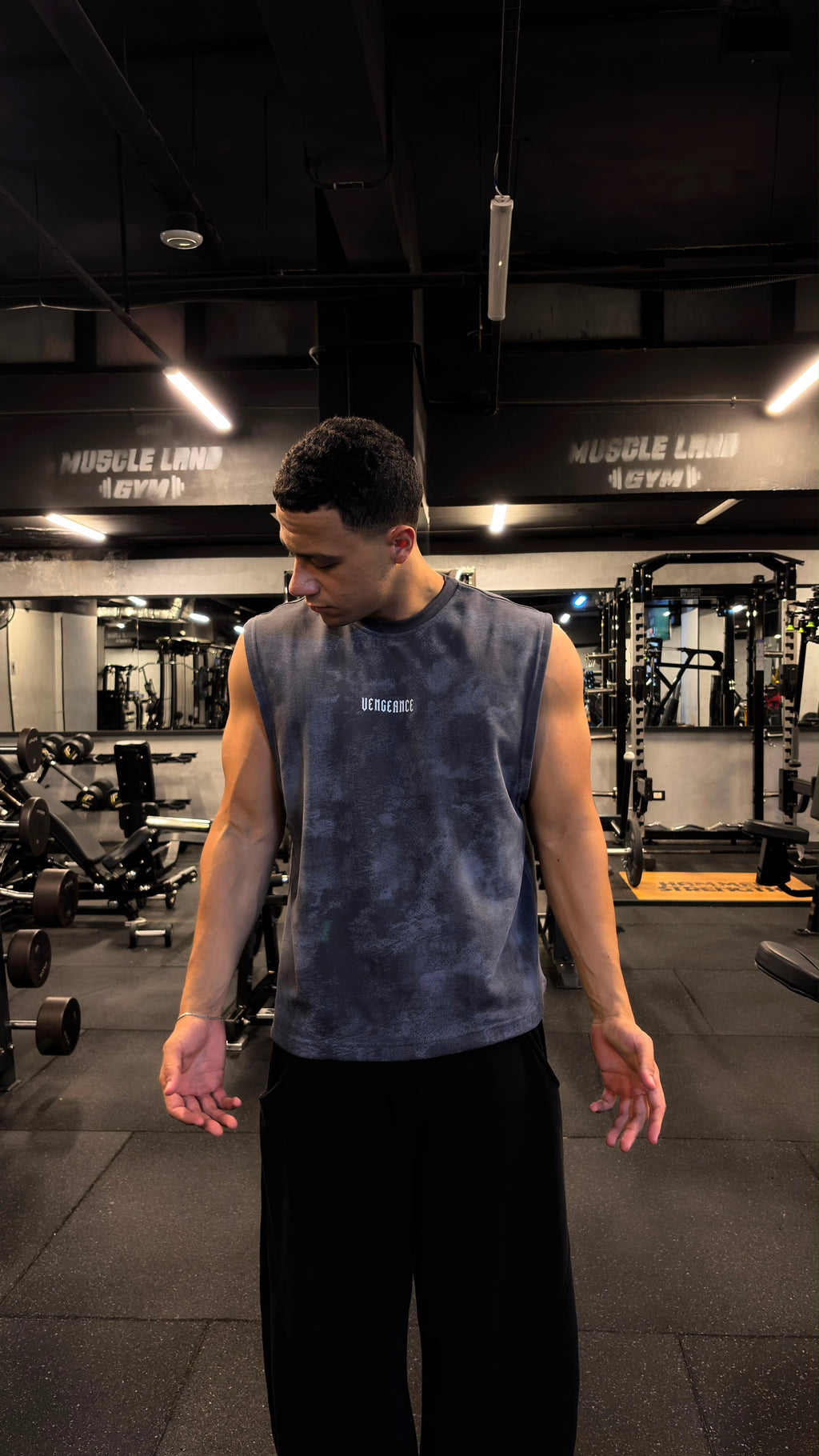 Vengeance Cut-Off — Grey Wash